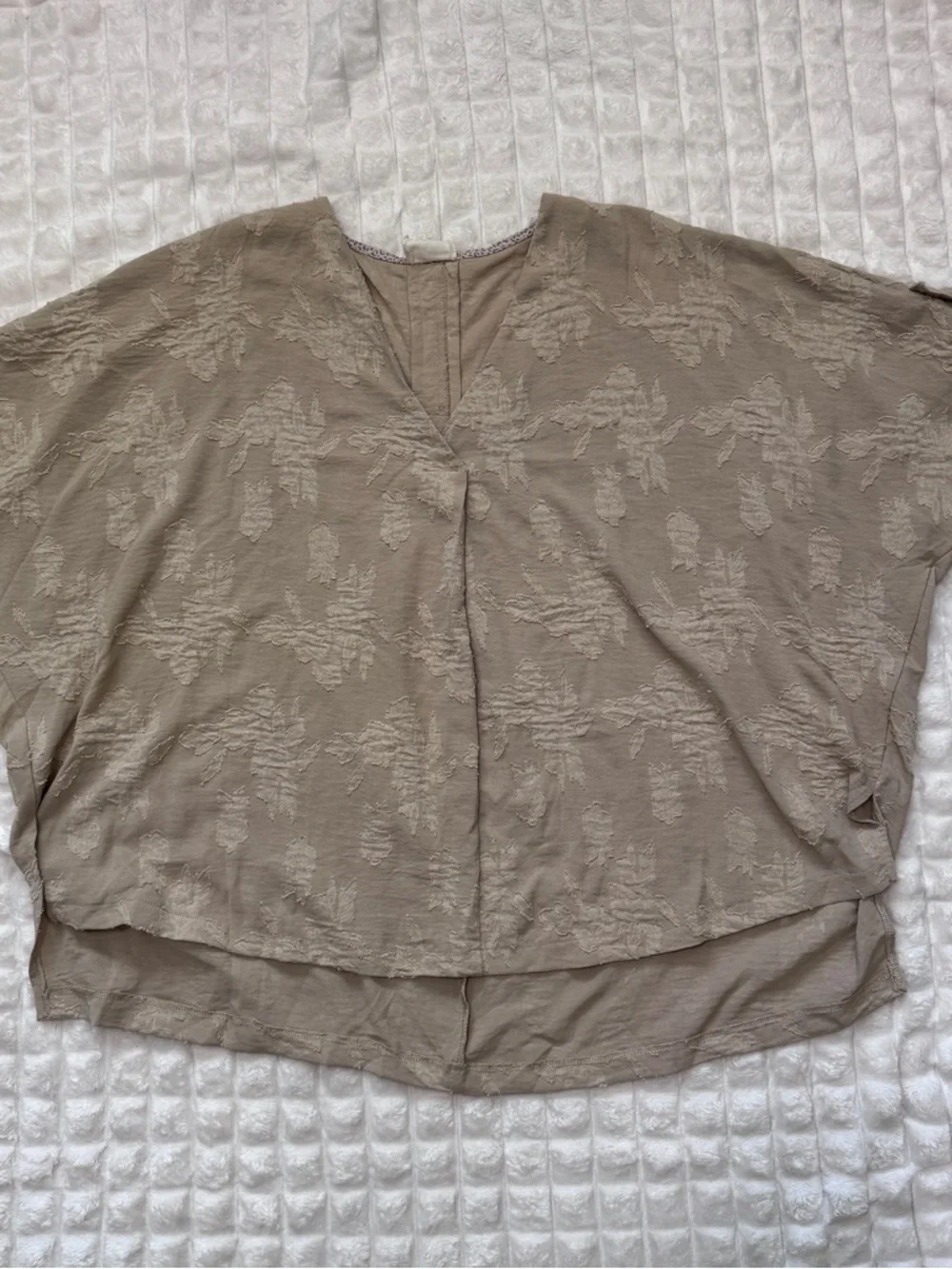 Umgee Large Floral Jacquard Oversized Blouse Top - Picture 4 of 8